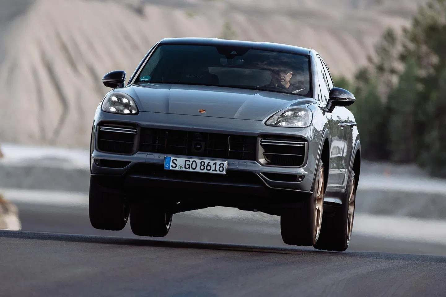 Porsche Cayenne Turbo GT. PH