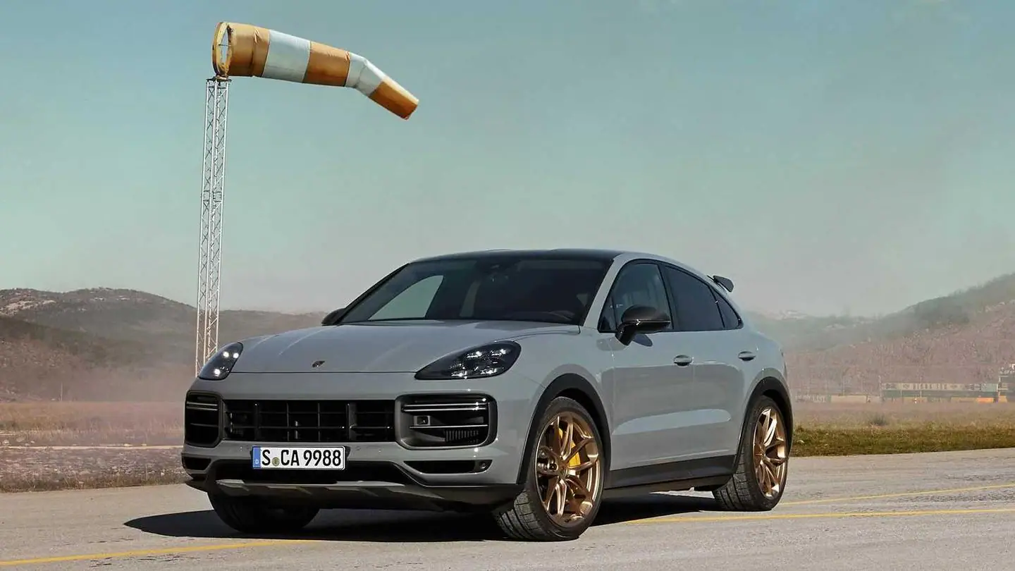 Porsche Cayenne Turbo GT, with 631hp V8