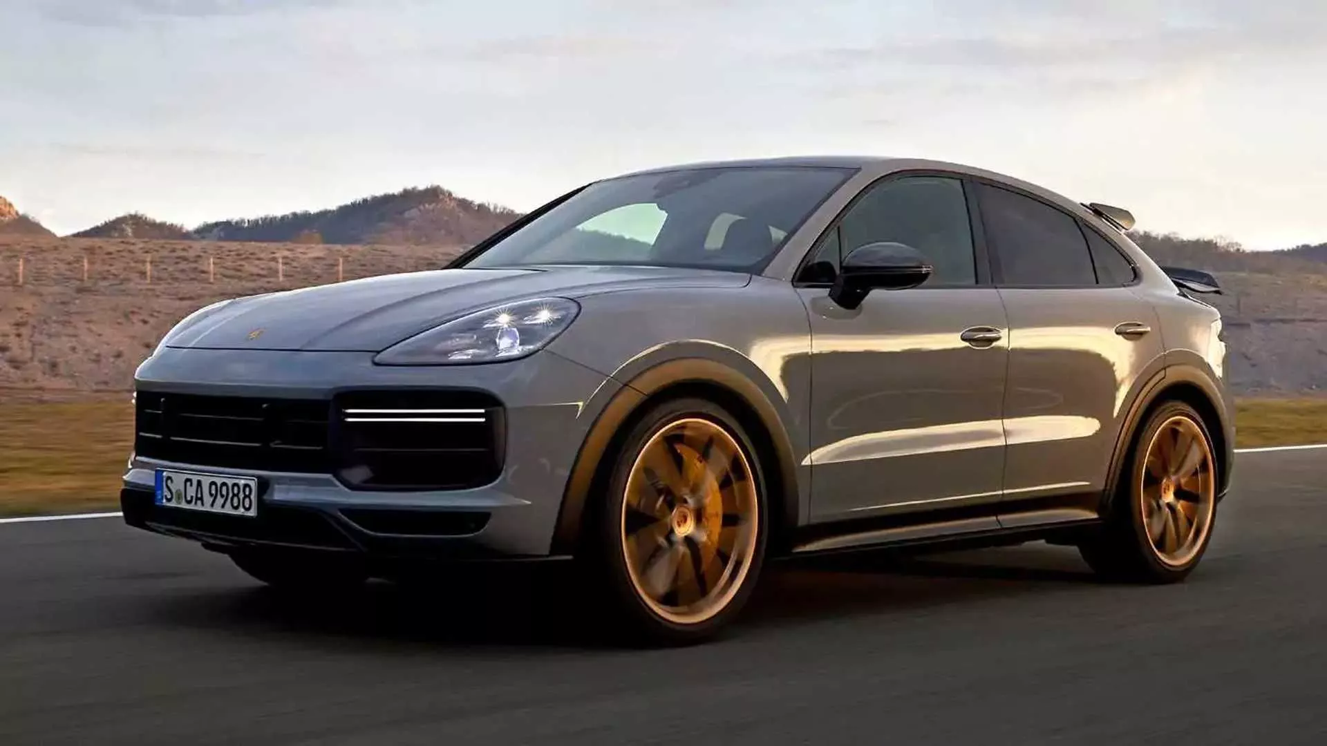 Porsche Cayenne Turbo GT Debuts With