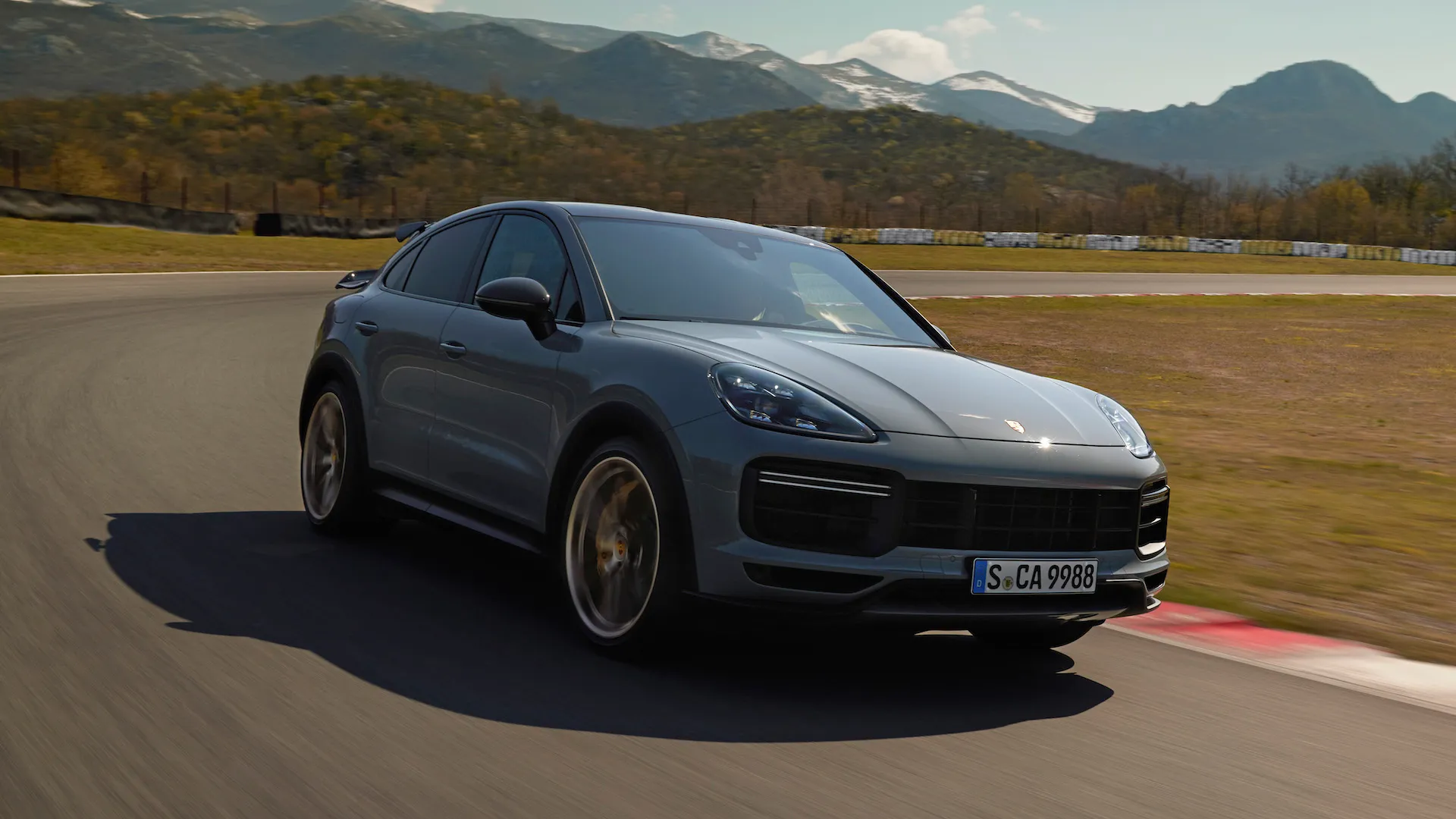 2022 Porsche Cayenne Turbo GT: A 631 HP