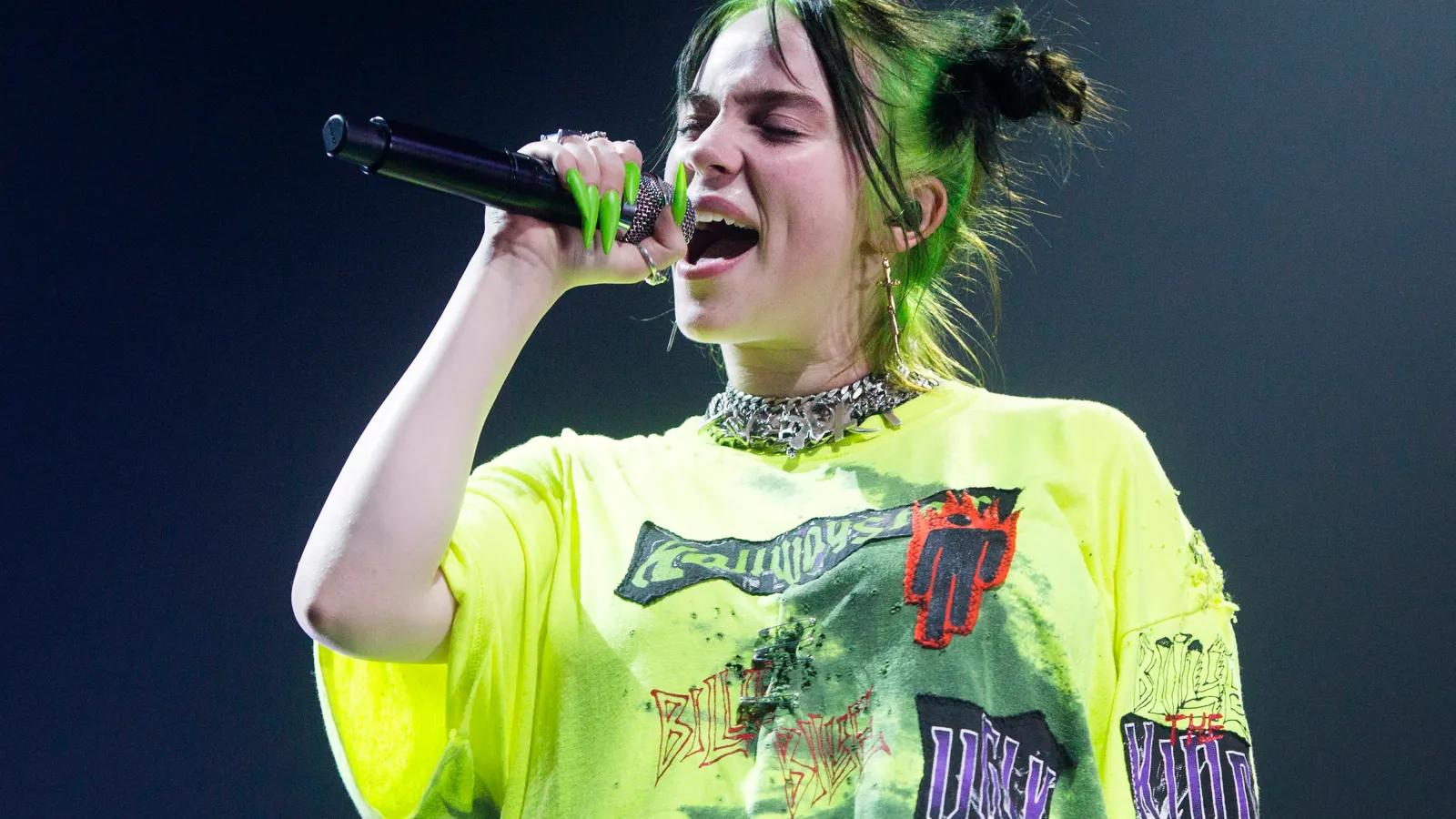Billie Eilish captivates the crowd