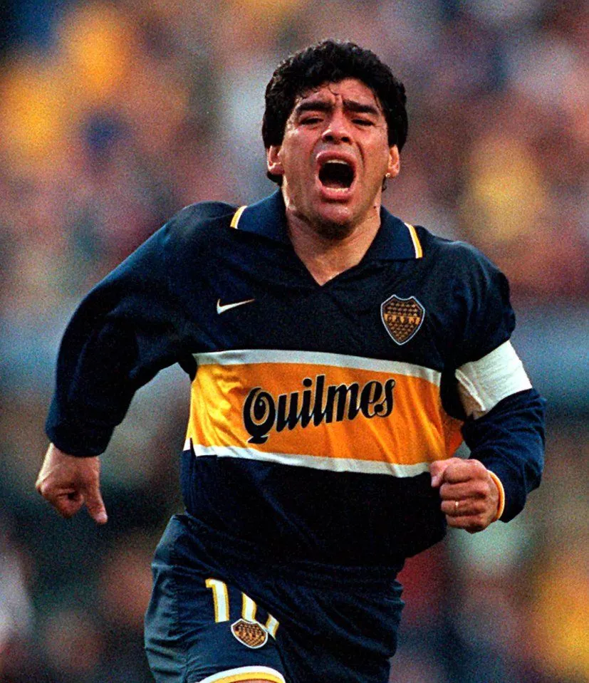 Boca Juniors turn off all the lights at