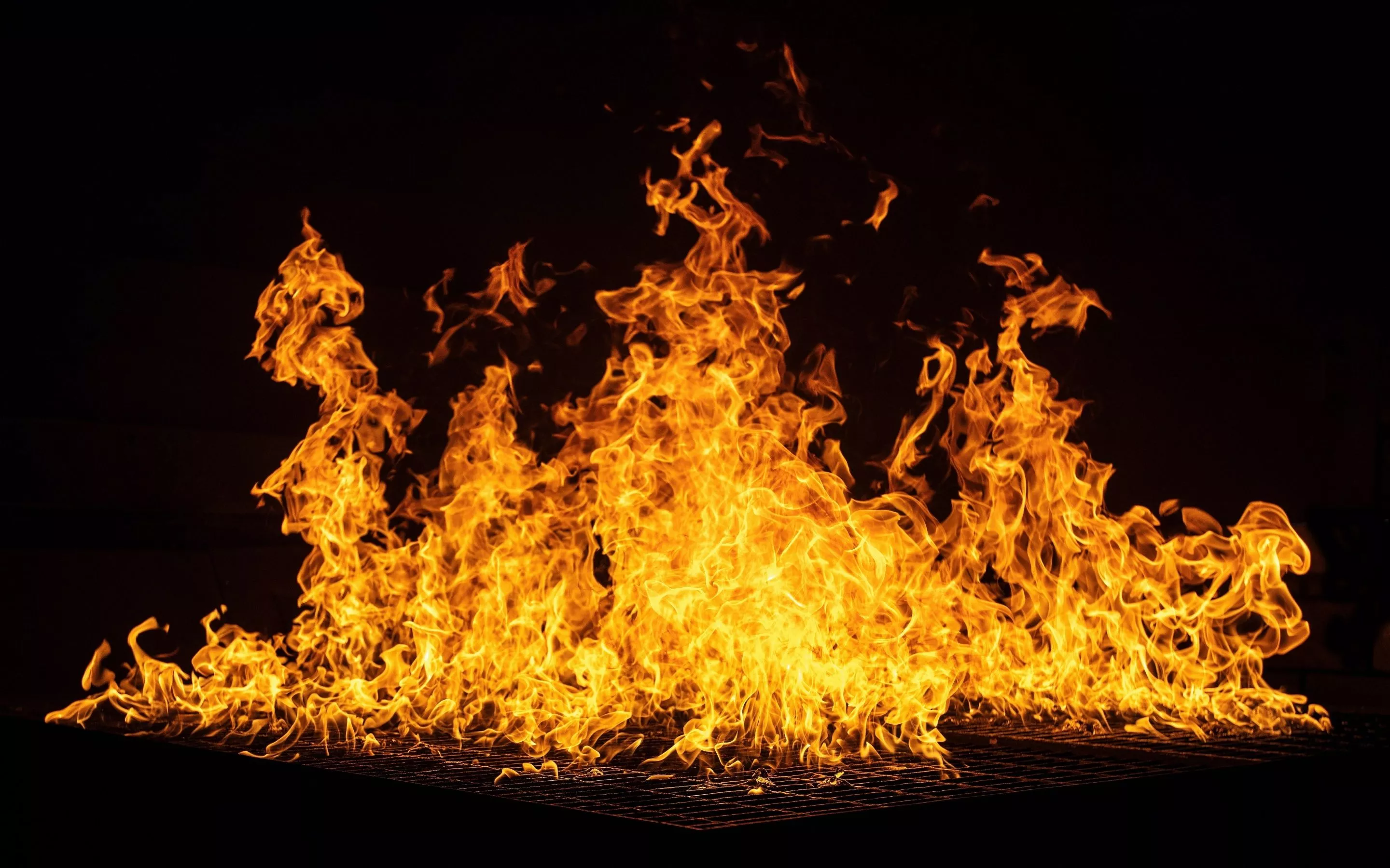 Night Wallpaper 4K, Bonfire, Dark