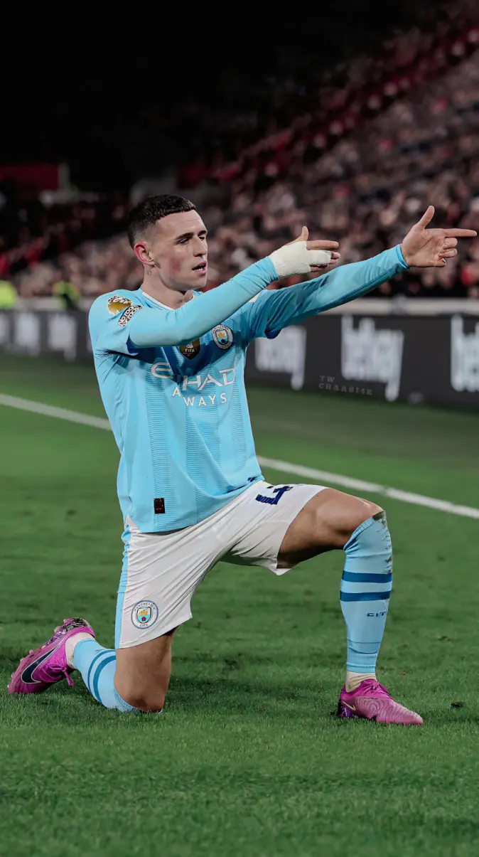 Phil Foden Manchester City wallpaper