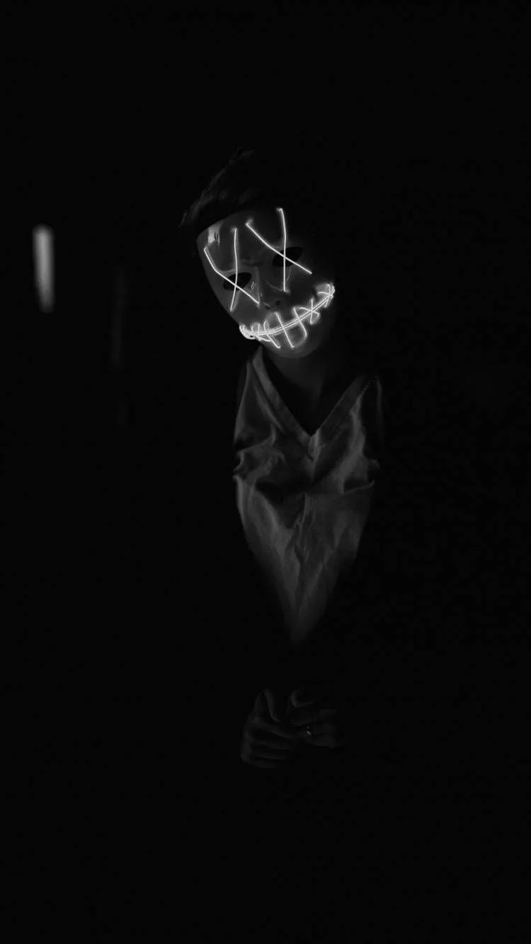 Black Aesthetic Phone Wallpaper