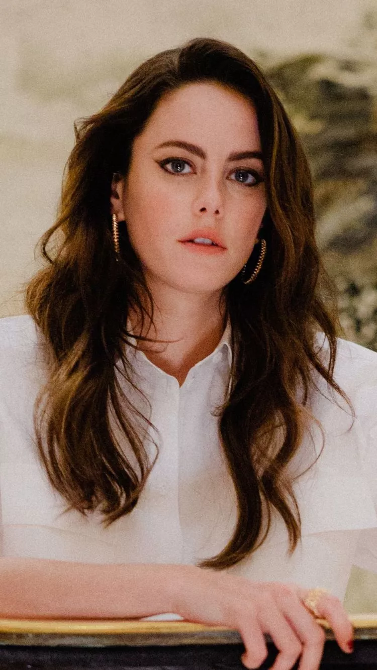 Kaya Scodelario Phone Wallpaper