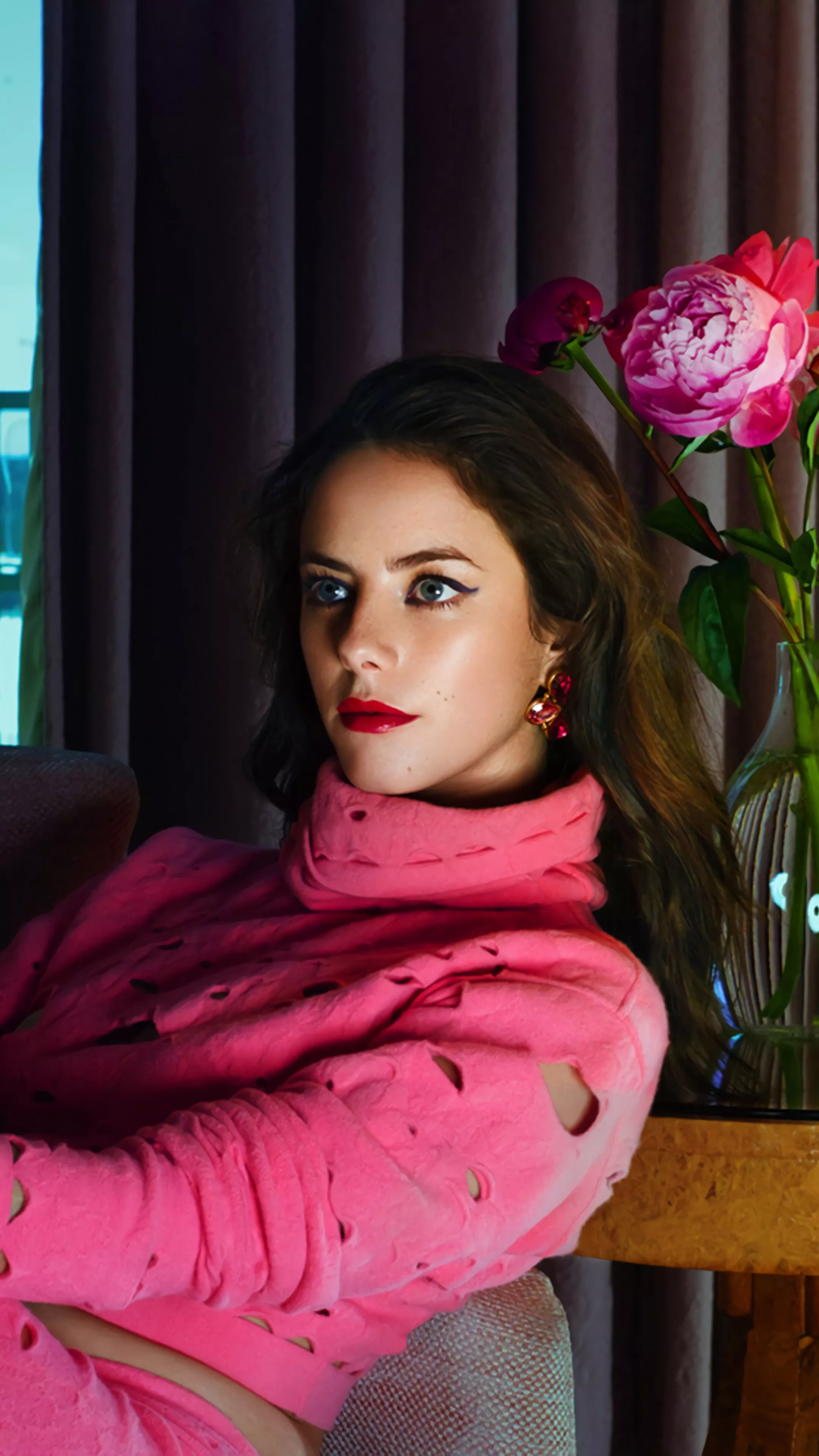 Kaya Scodelario, 4k HD Phone Wallpaper