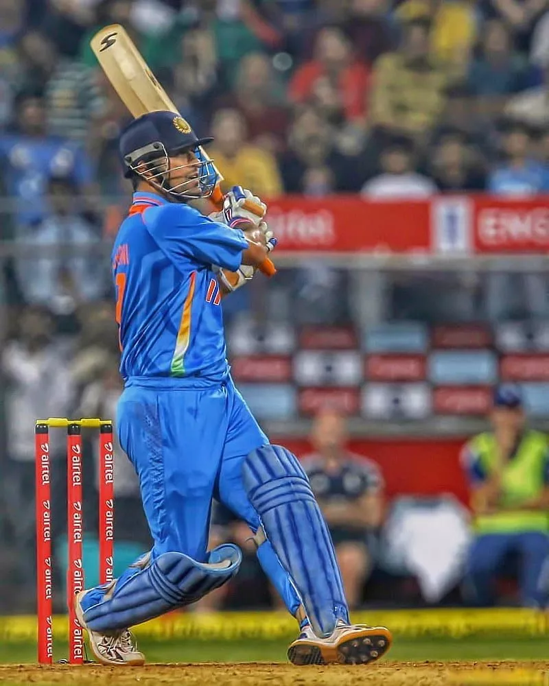 Ms Dhoni, apple, cricket, god