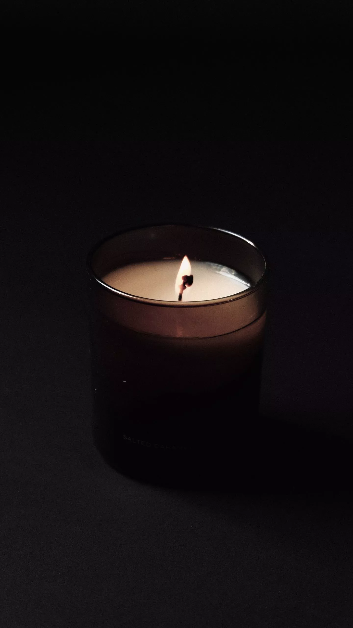 wallpaper 1440x2560 candle, fire, dark