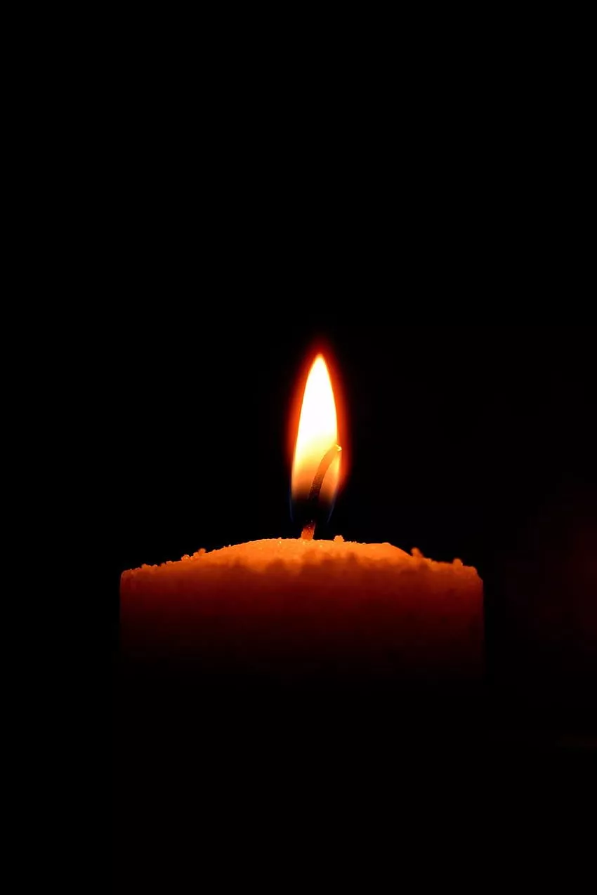 Black background with candles HD