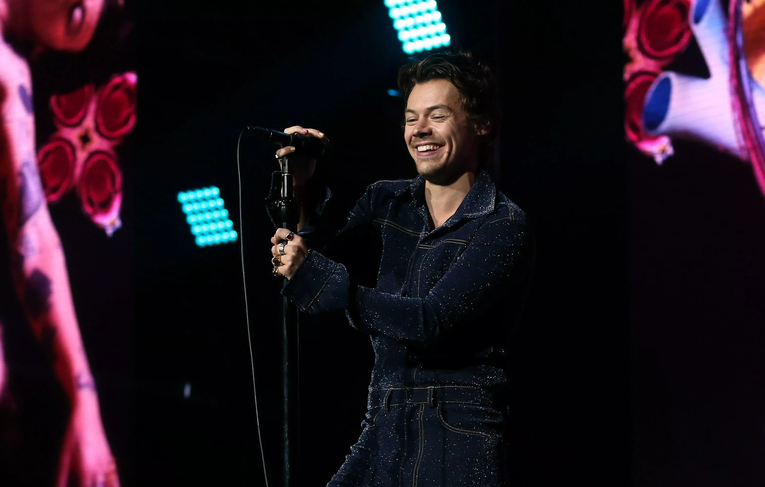 Harry Styles Wallpaper