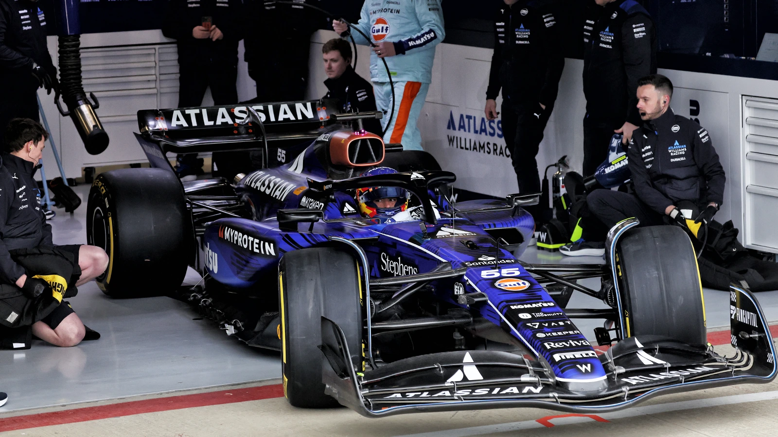 Williams launches 2025 F1 campaign