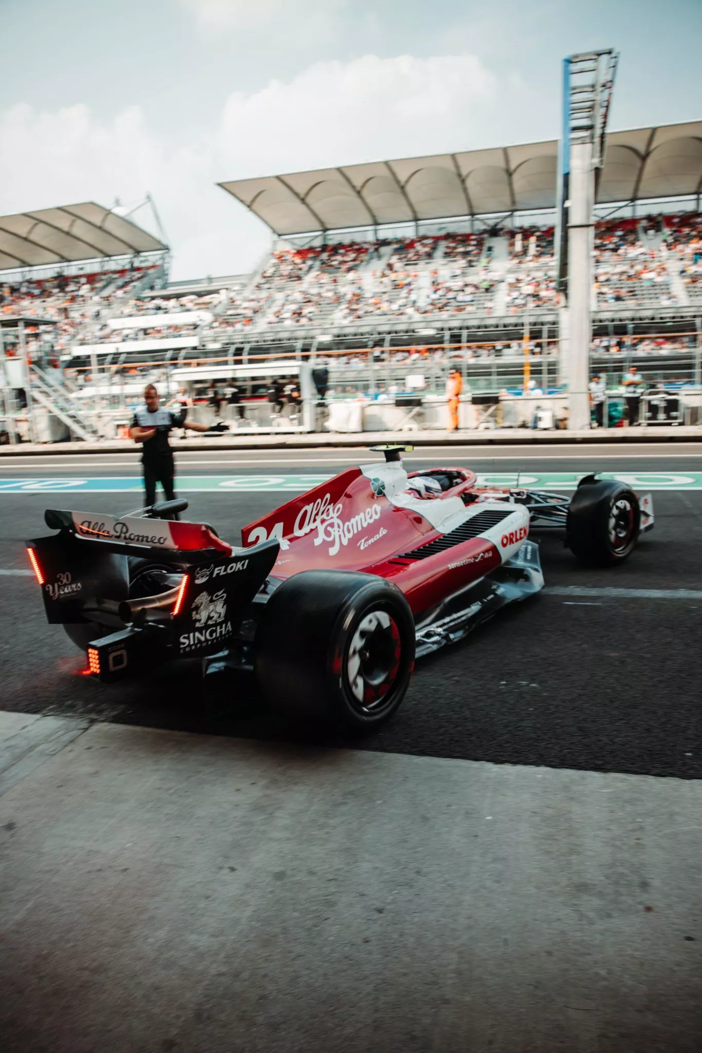 Stake F1 Team KICK Sauber wallpaper for you