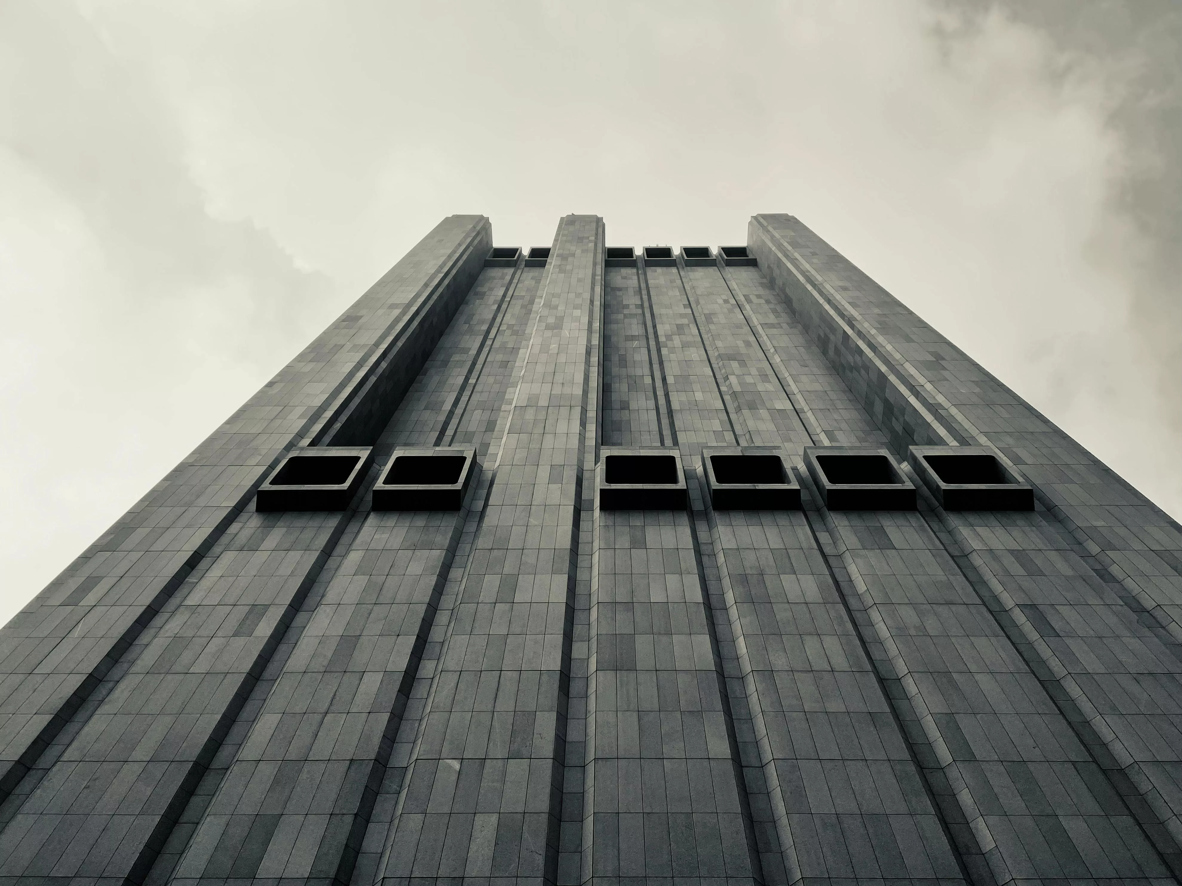 Facade of 33 Thomas Street Skyscraper in New York · Free