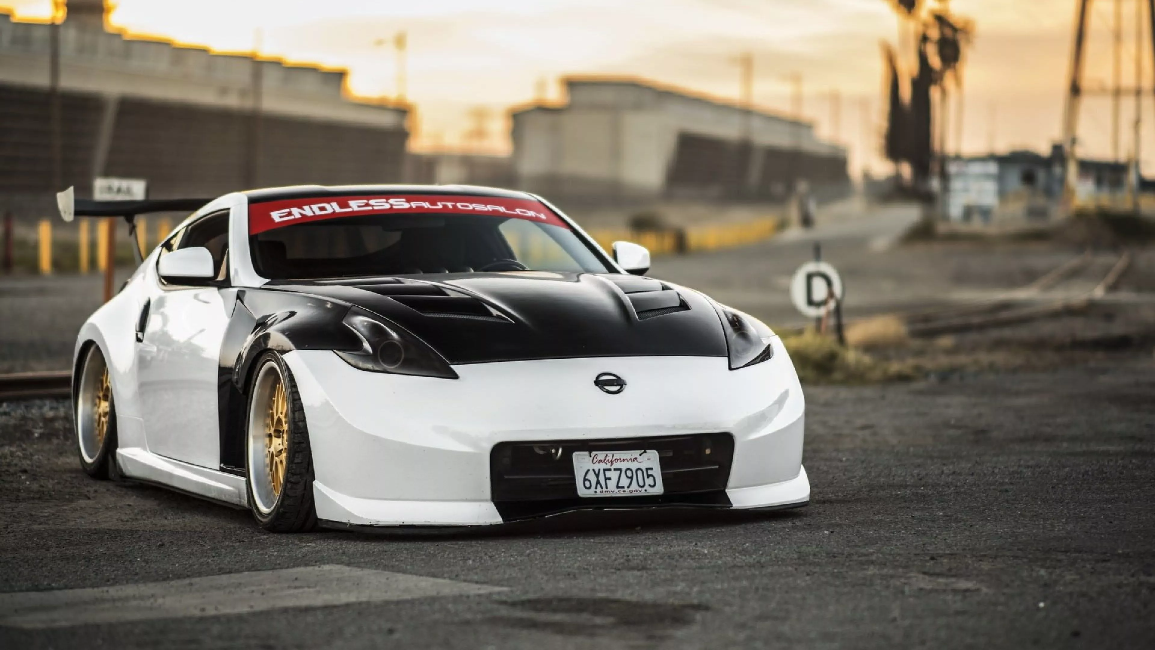 White Nissan 370Z NISMO Gumball 3000