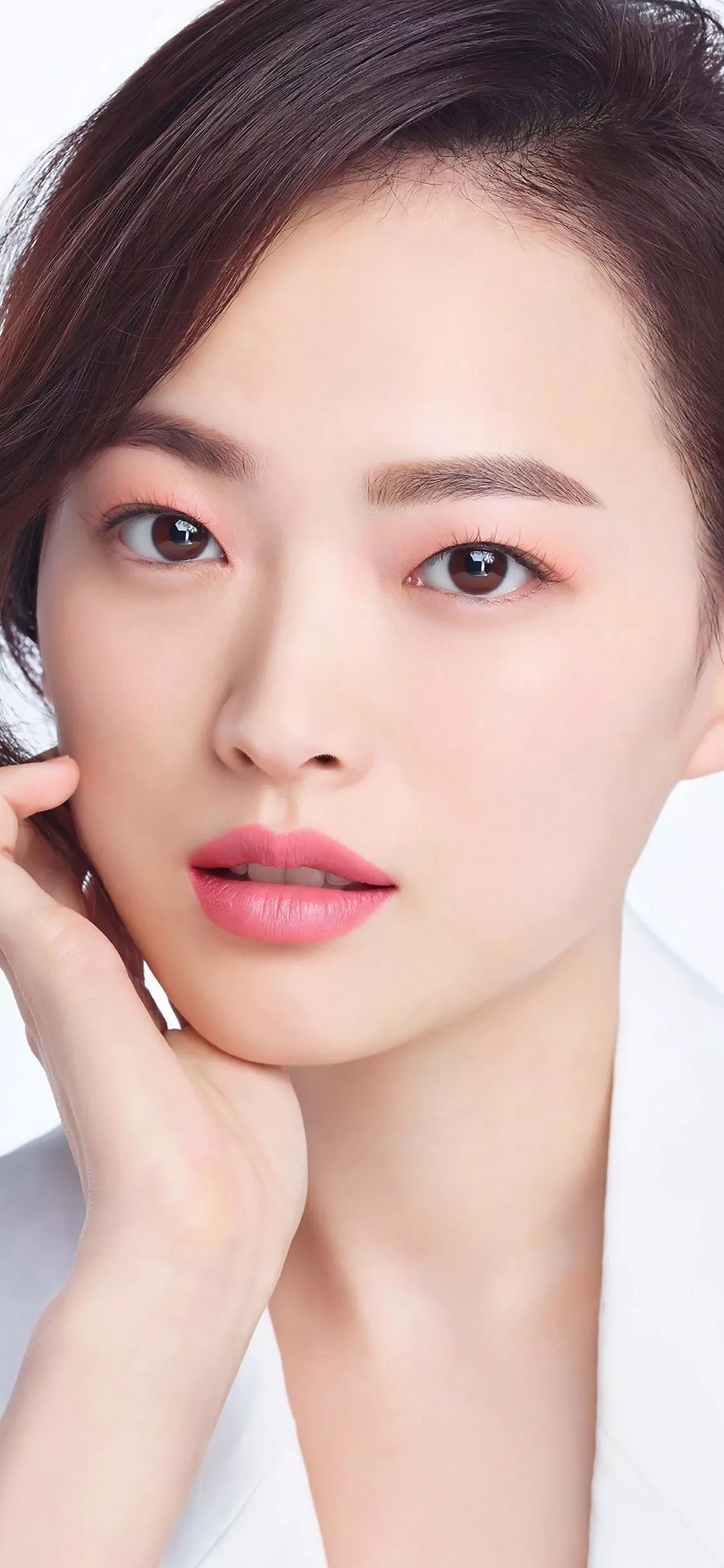 Woohee Kpop Girk White Asian Wallpaper