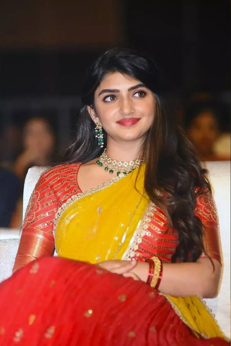 Sreeleela Photo in Half Saree Pics