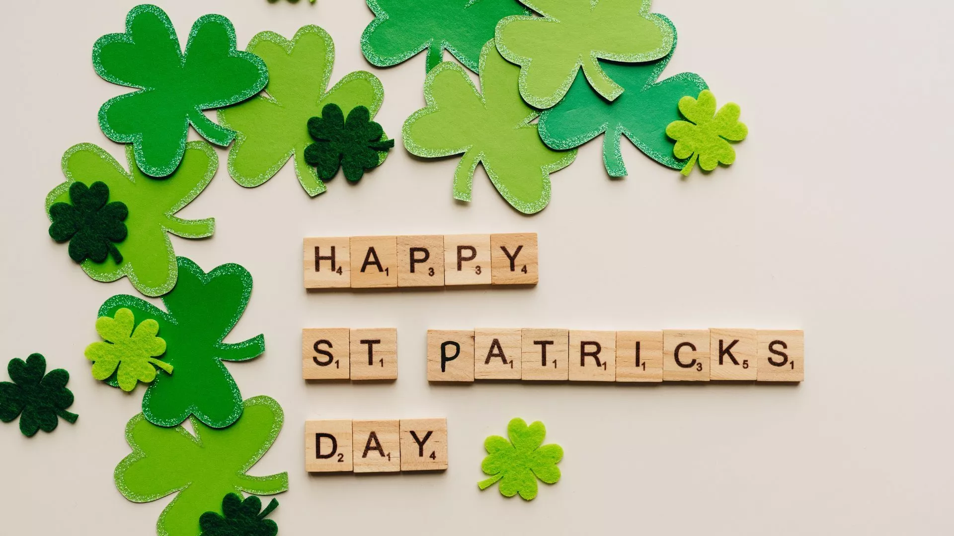 Four Leaf Clover Leaves Decorations