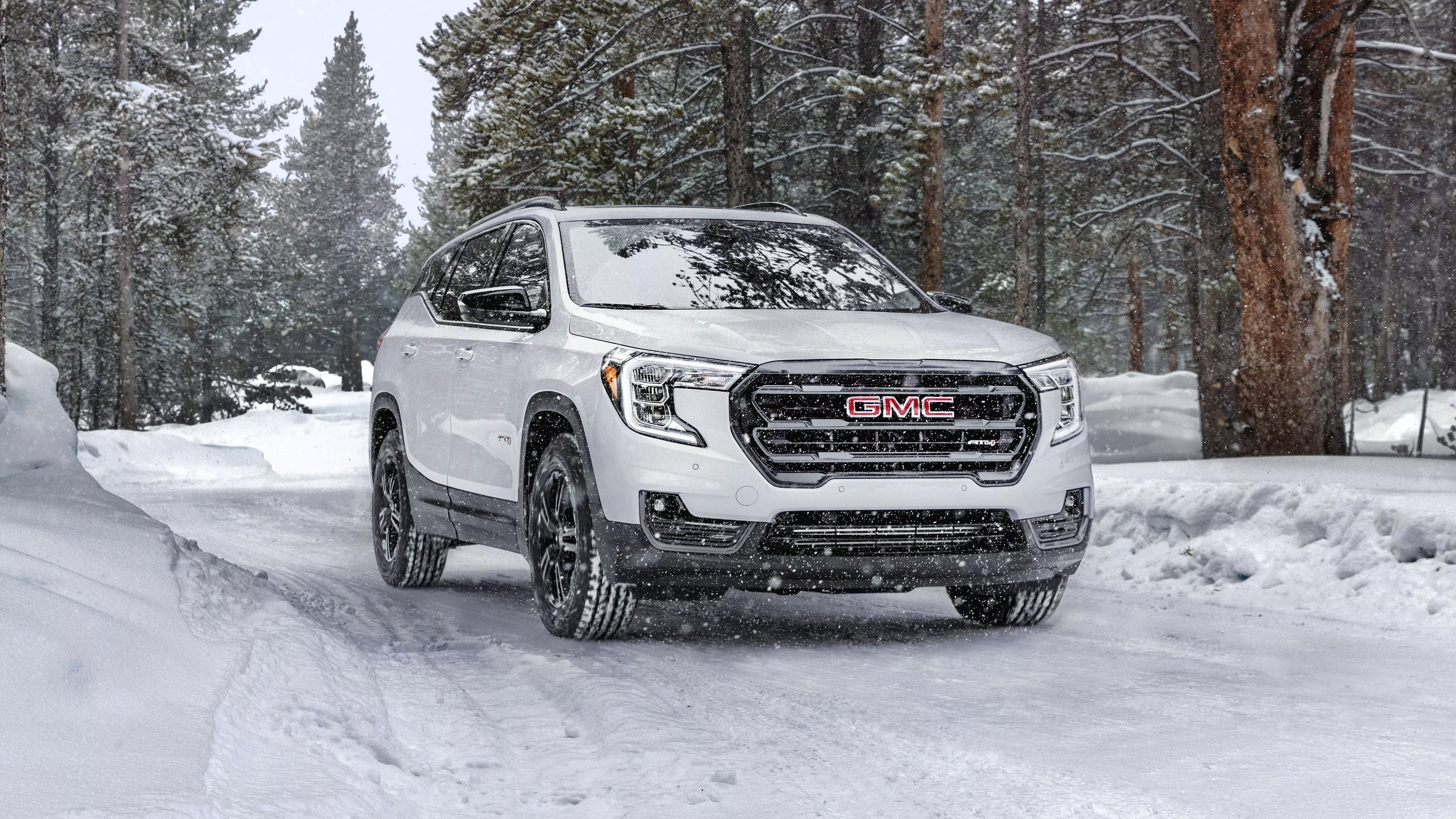 2022 GMC Terrain AT4 4K Wallpaper