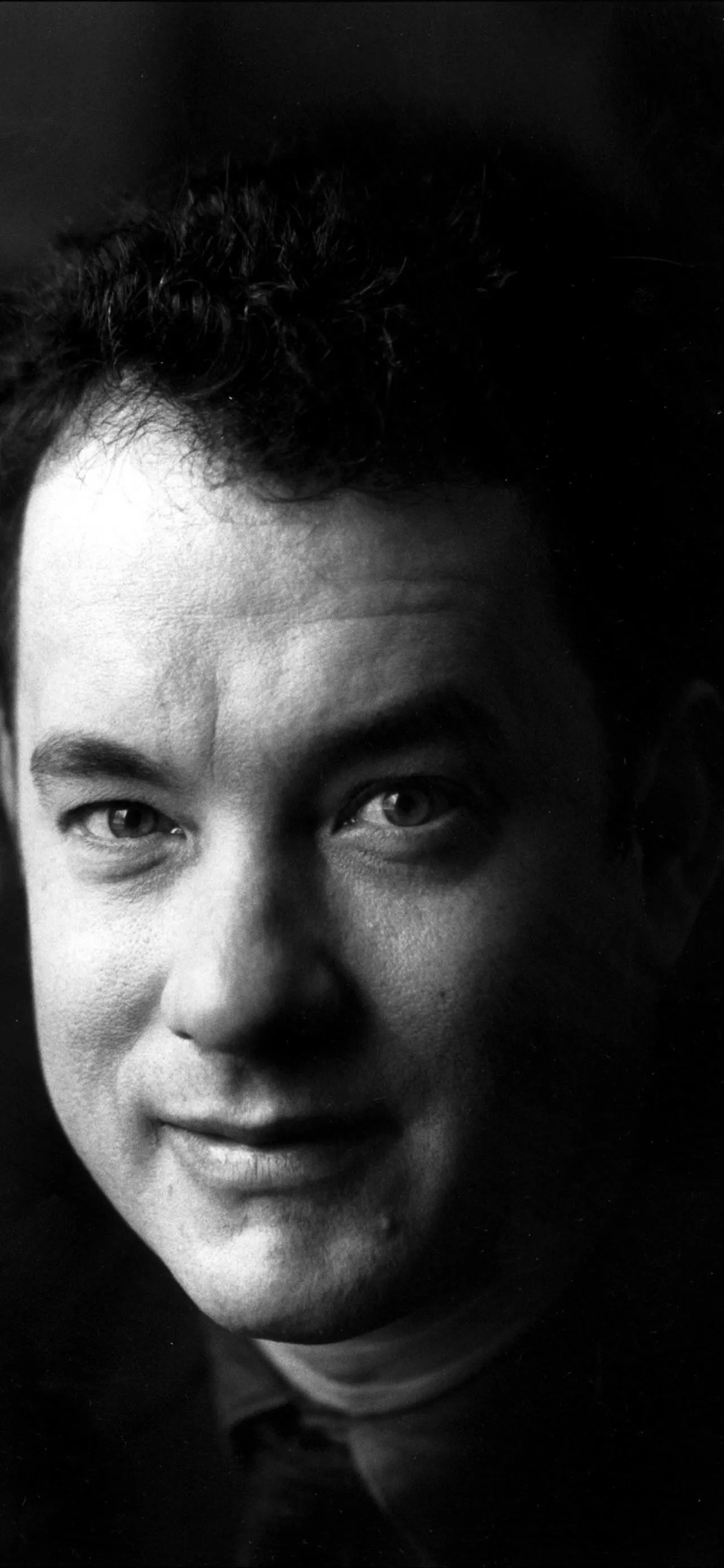 tom hanks iPhone Wallpaper Free Download