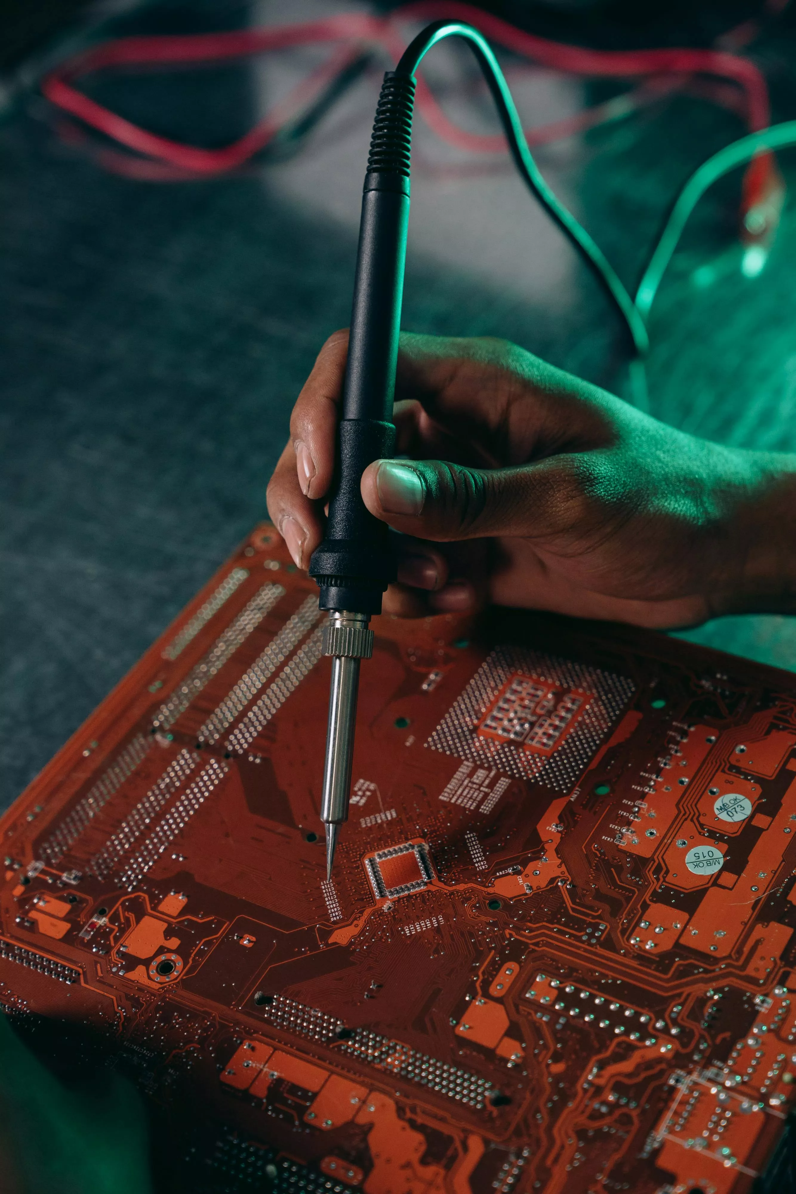 Mechanical Engineer Soldering