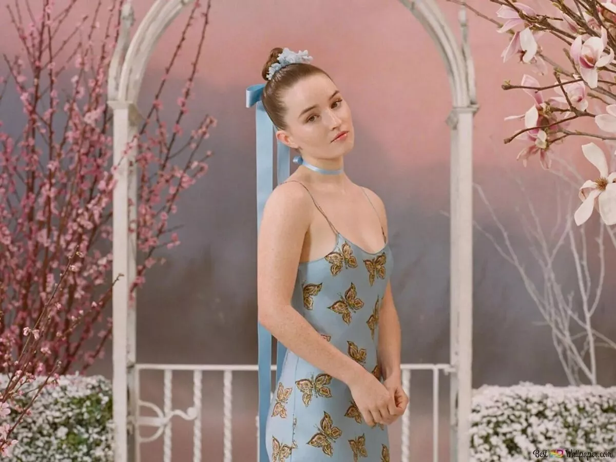 Kaitlyn Dever Posing In Blue Dress 8x10