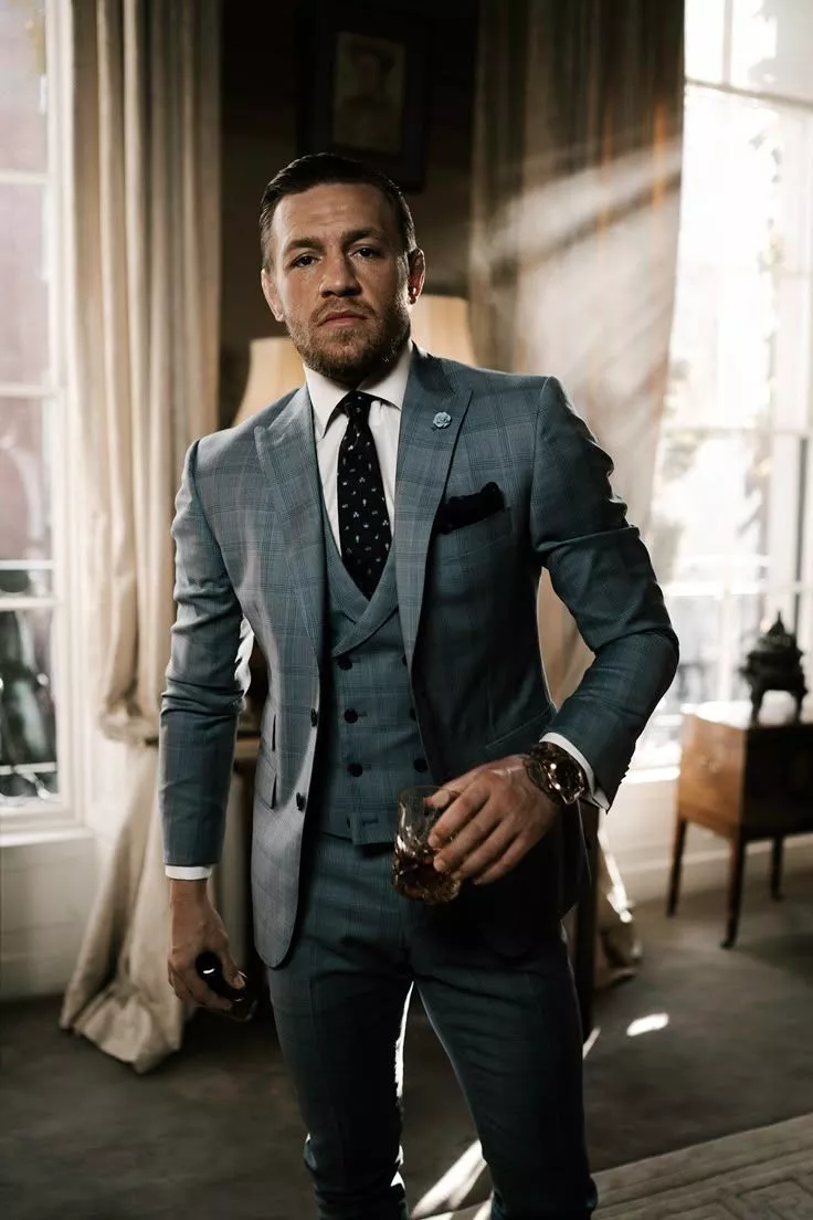 Conor Mcgregor in suit