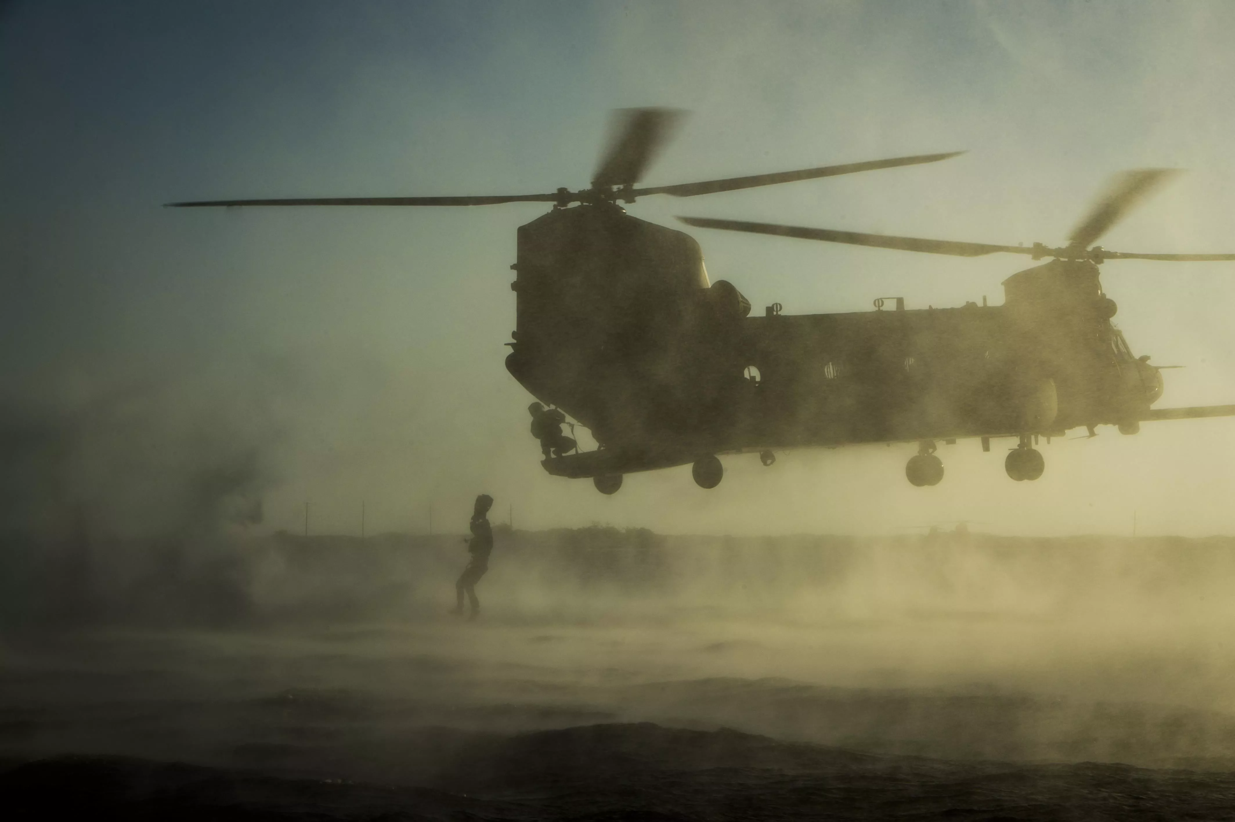 Marine Raiders train with 160th SOAR