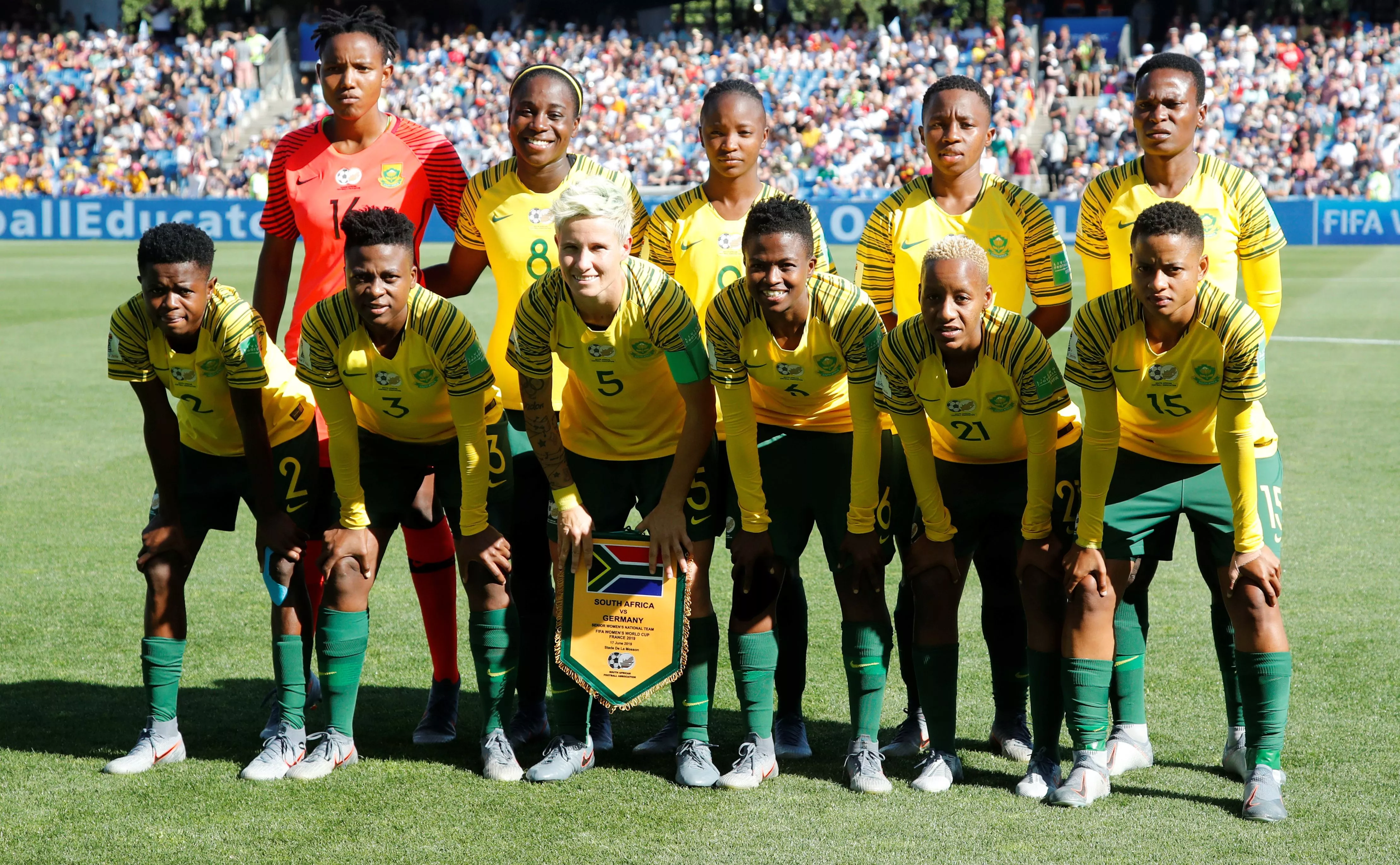 South Africa FA resolve dispute
