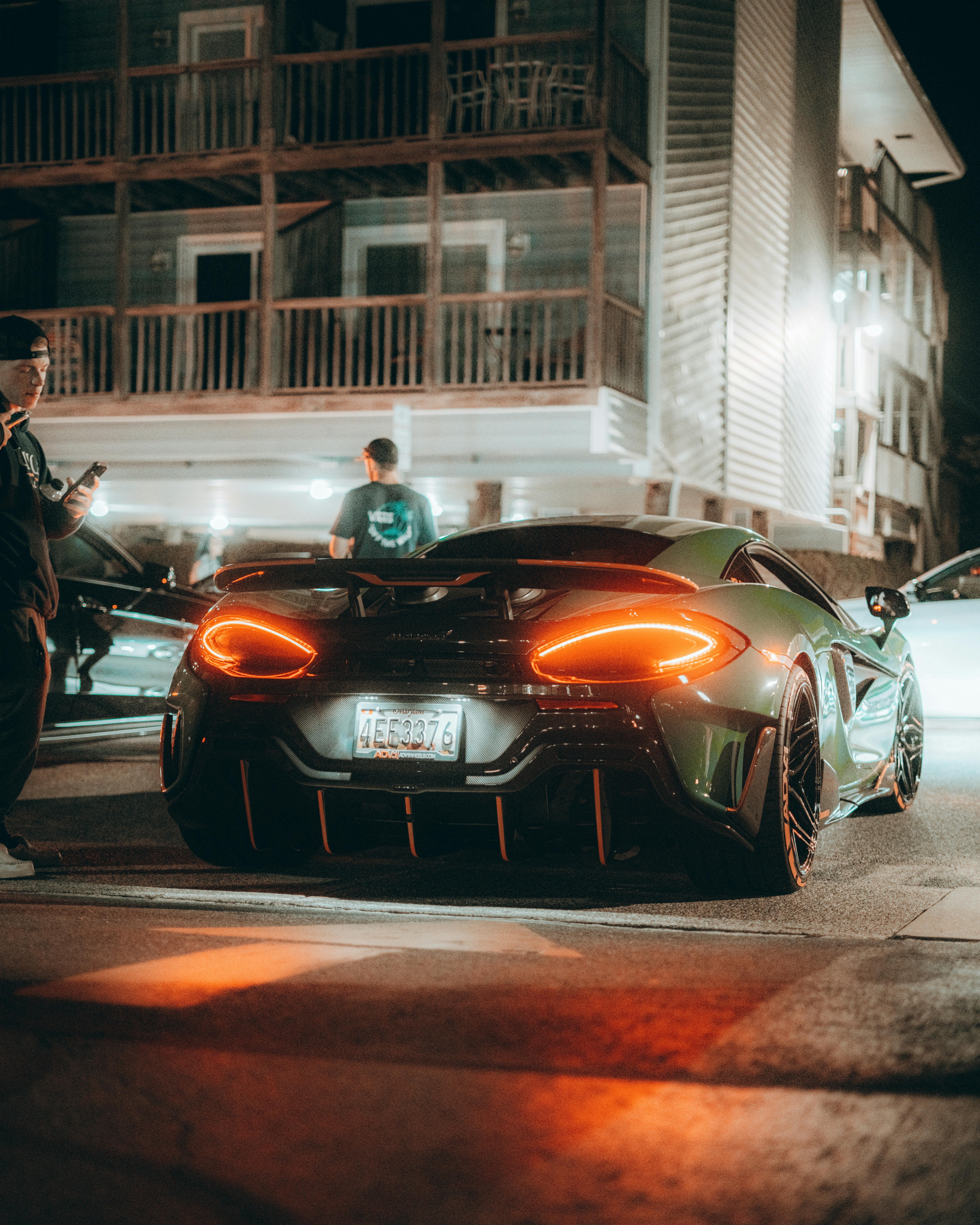 Back View of a Mclaren 600LT · Free