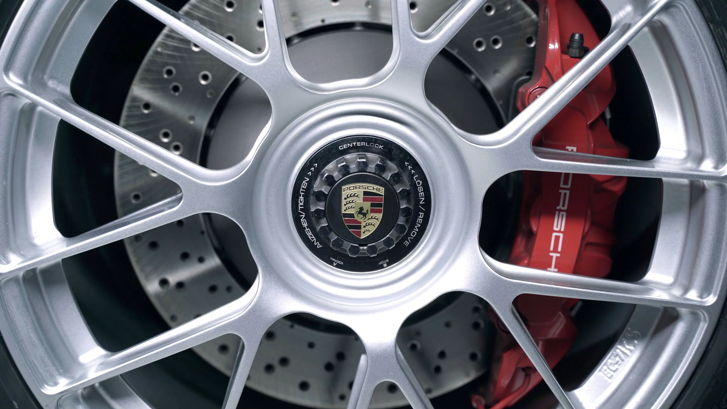 Porsche 911 991.1 GT3 With 19 EC 7RS