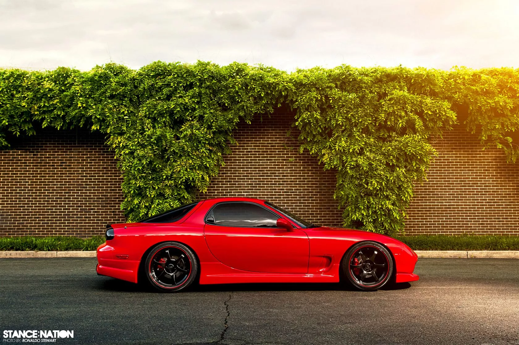 Form + Function // 454RWHP Mazda RX7