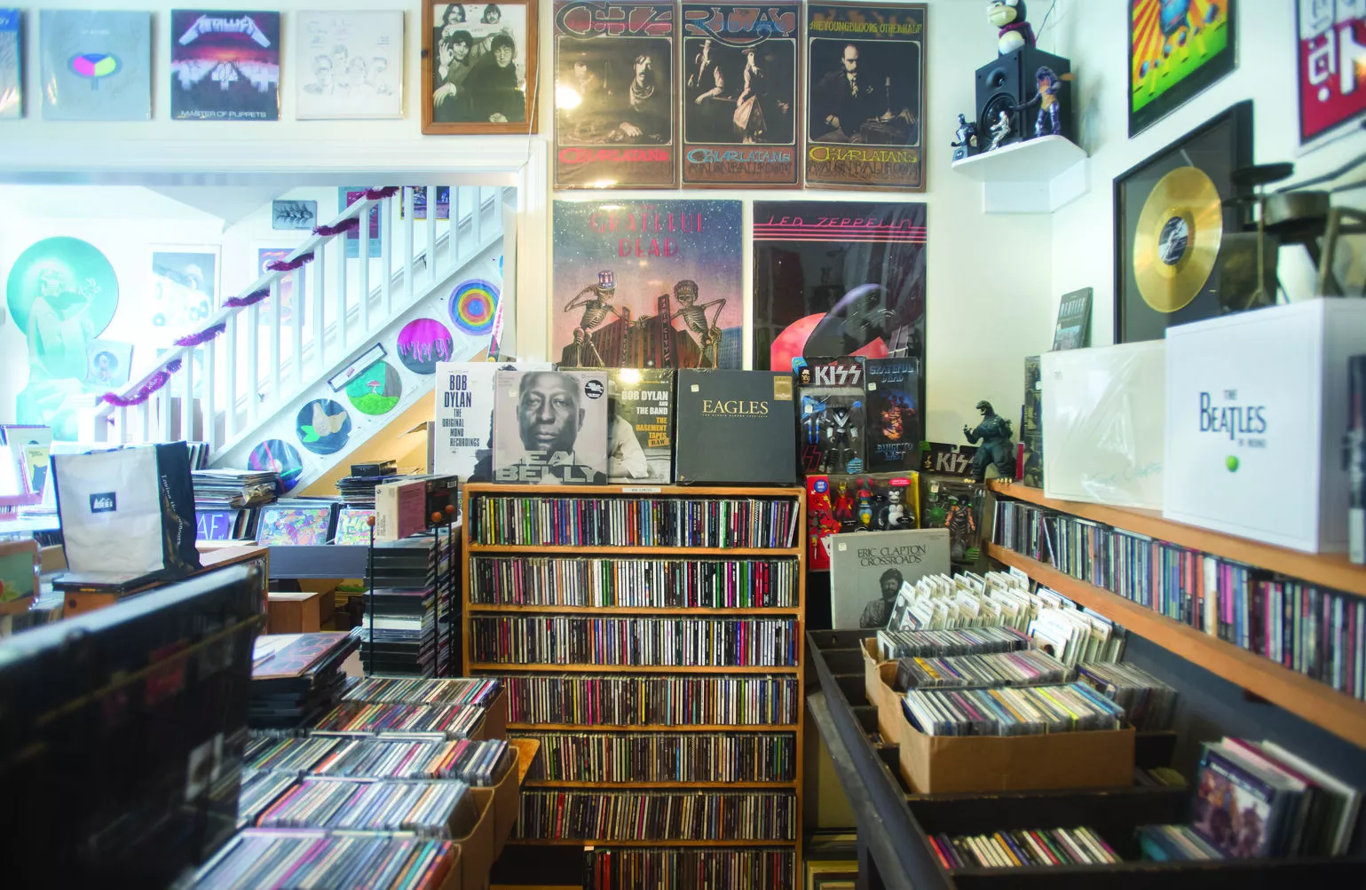 Mill Valley Music Owner Gary