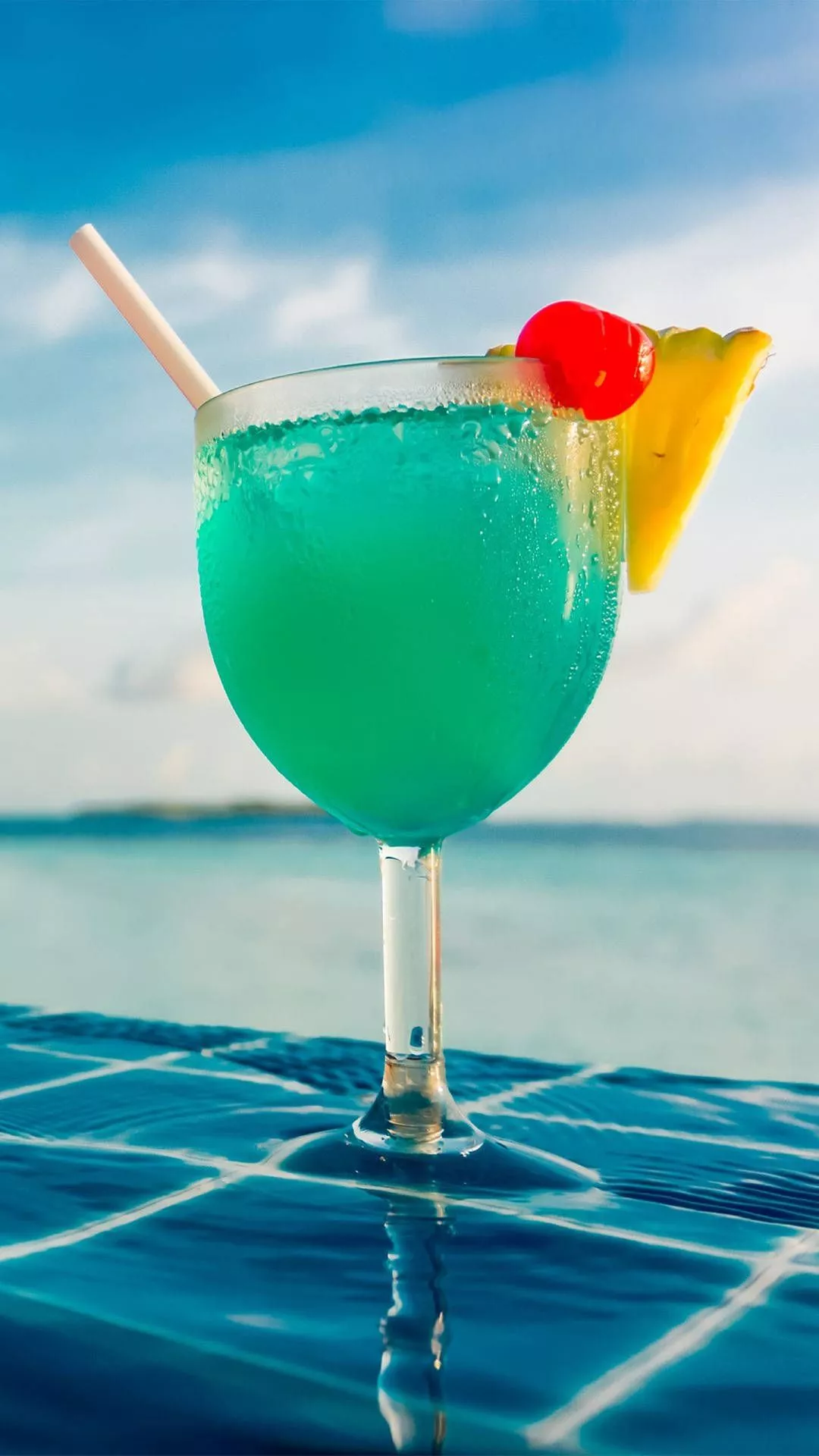 Blue Hawaiian Cocktail Tropical Drink