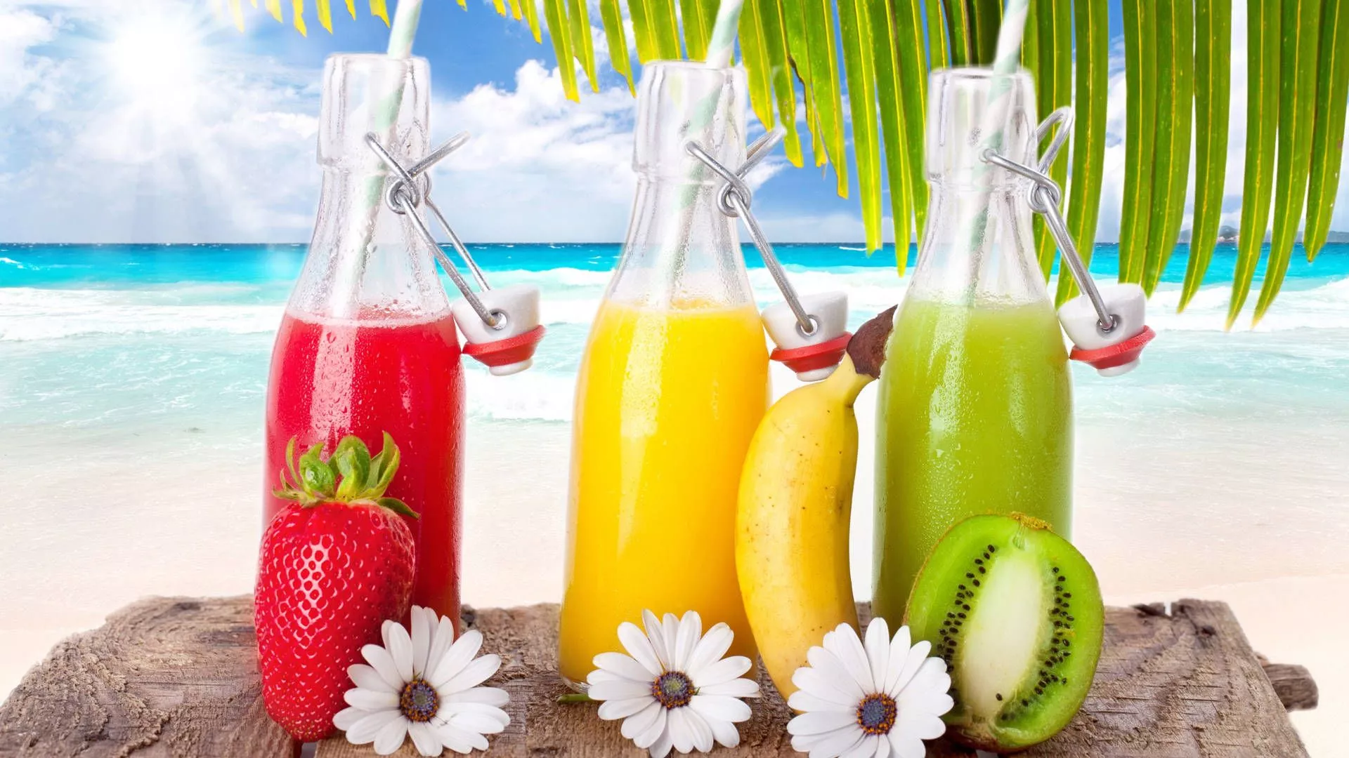 Strawberry, Banana And Kiwi Tropical