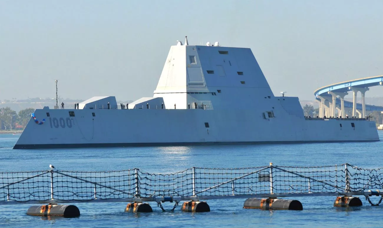 Stunning Image of the USS Zumwalt