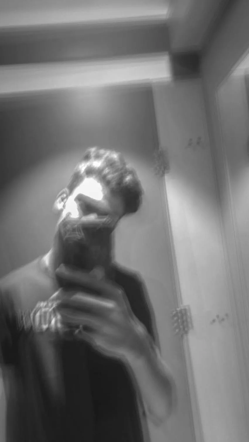 Blur aesthetic boy mirror selfie black
