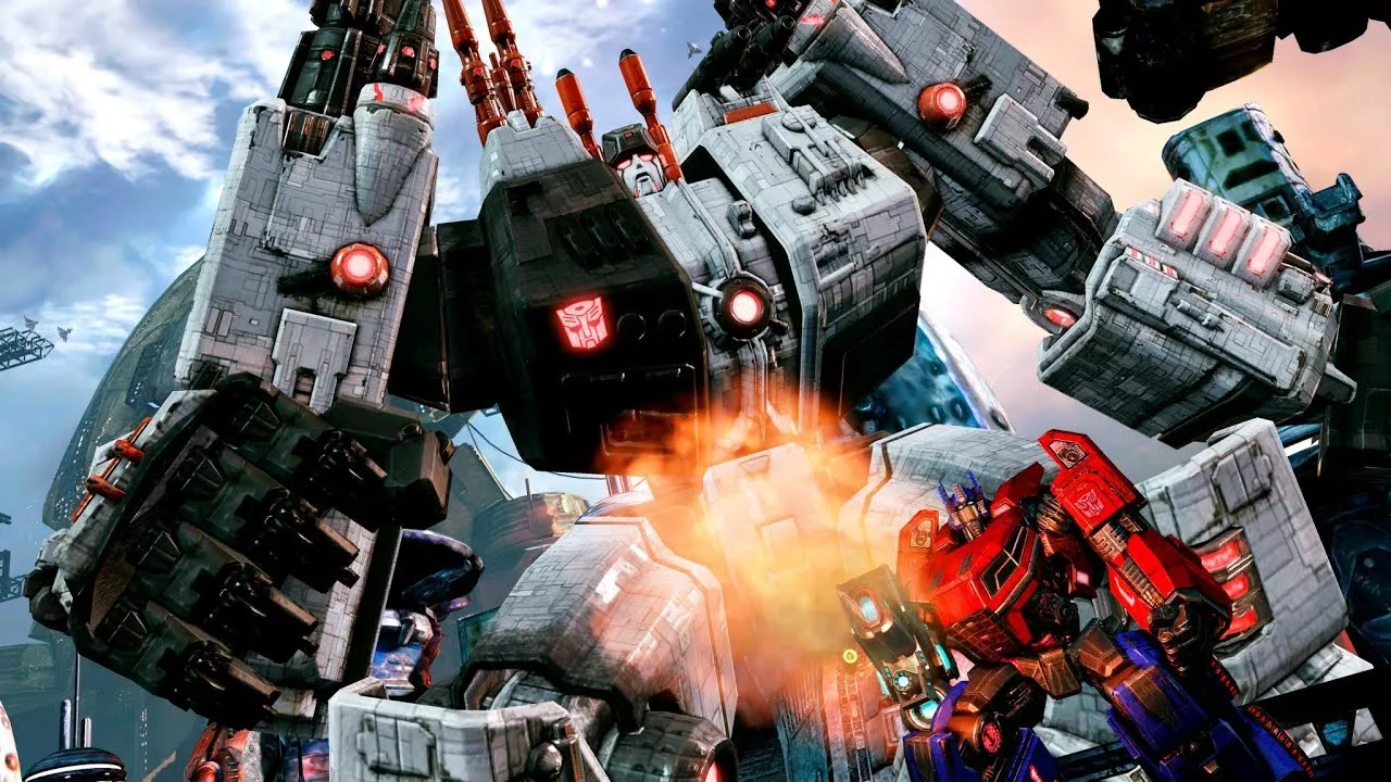 Optimus kicking ass with Metroplex