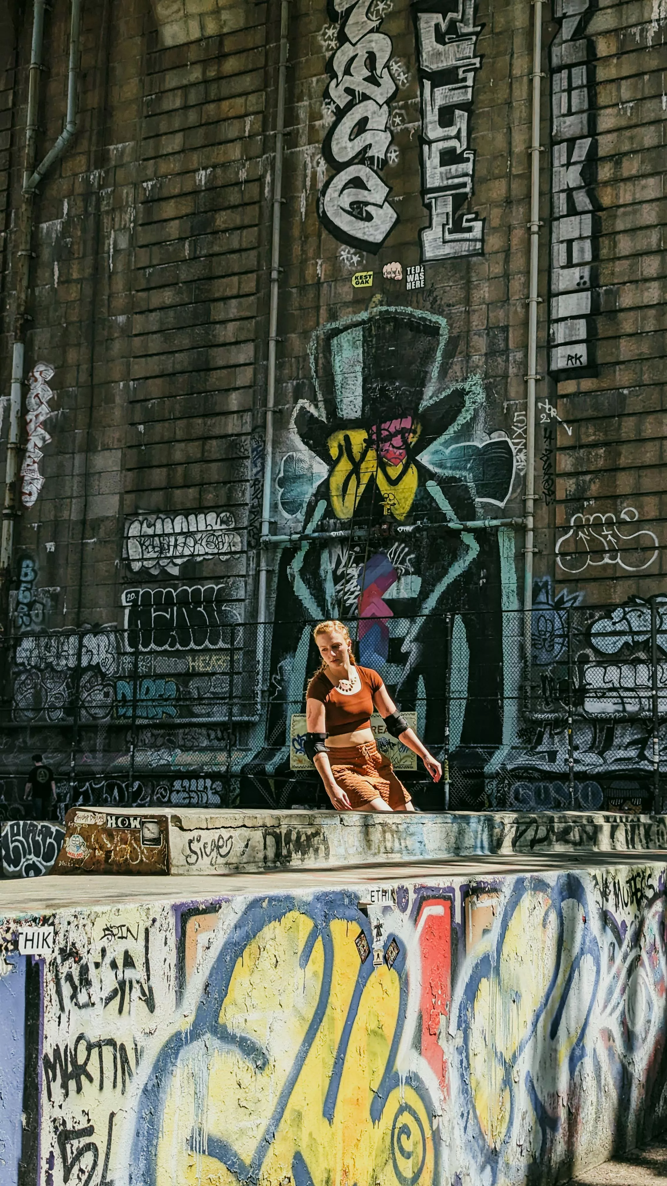 Graffiti Wall · Free