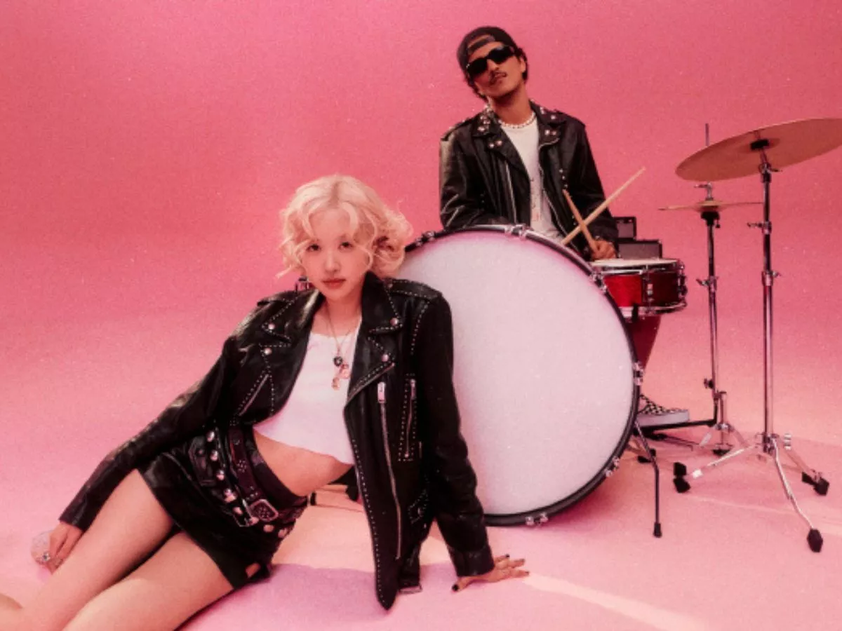 Rosé and Bruno Mars' APT. Blows Up