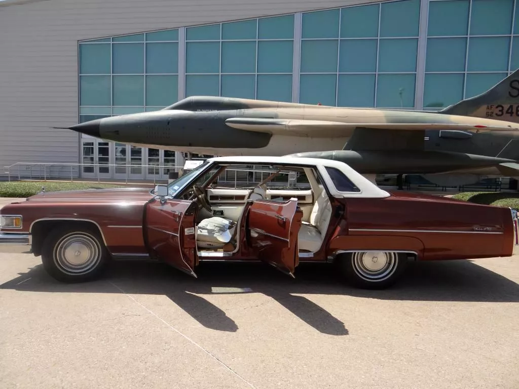 Cadillac Sedan Deville doors