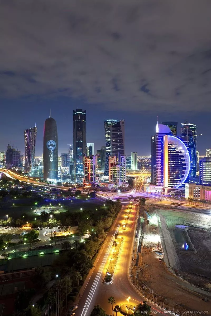 Doha Qatar night, city, green, amazing, bay, packers, doha qatar, HD phone wallpaper