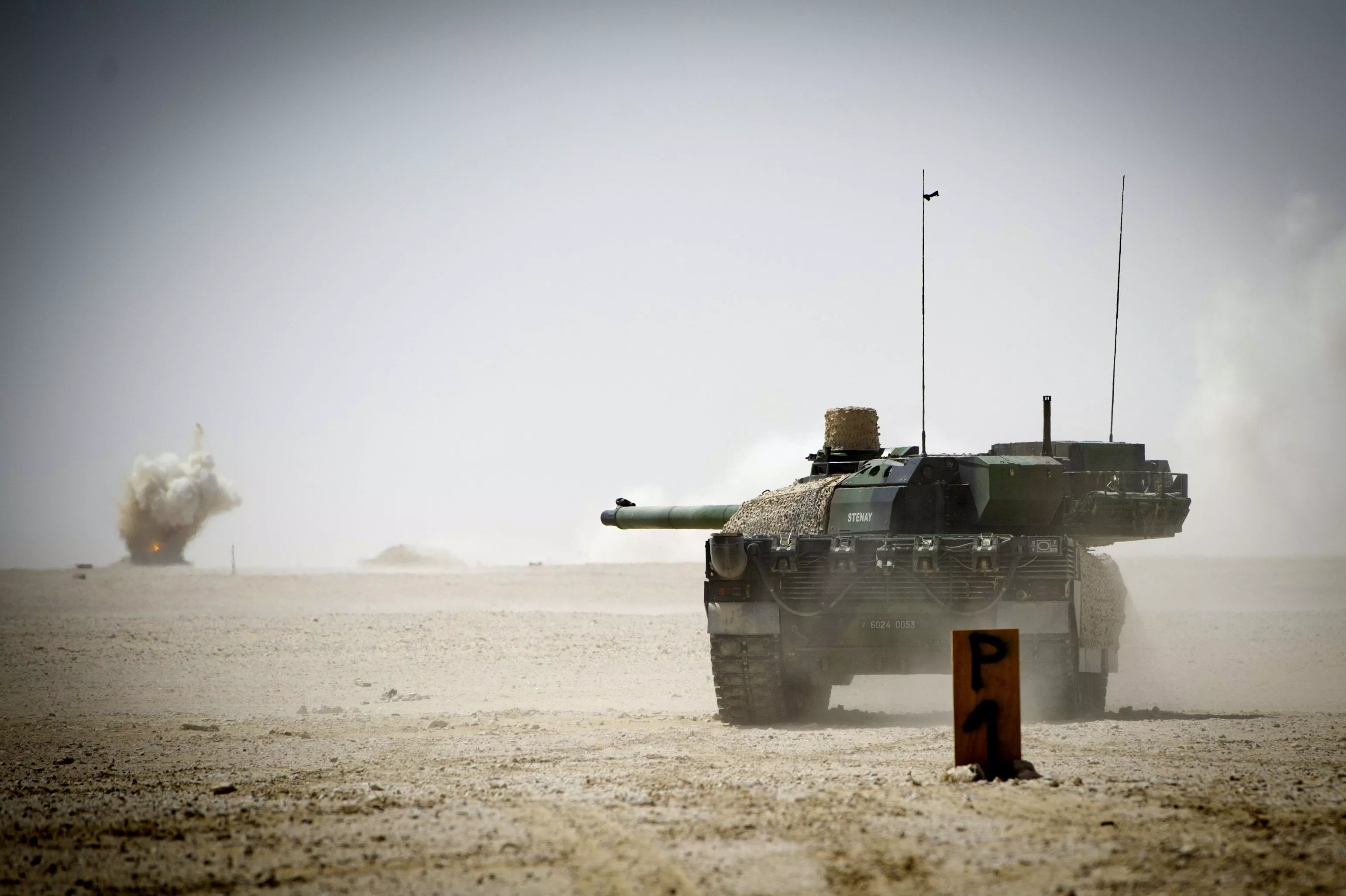Download Desert Tank Military AMX