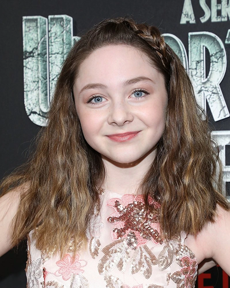 Kitana Turnbull. Netflix's A Series