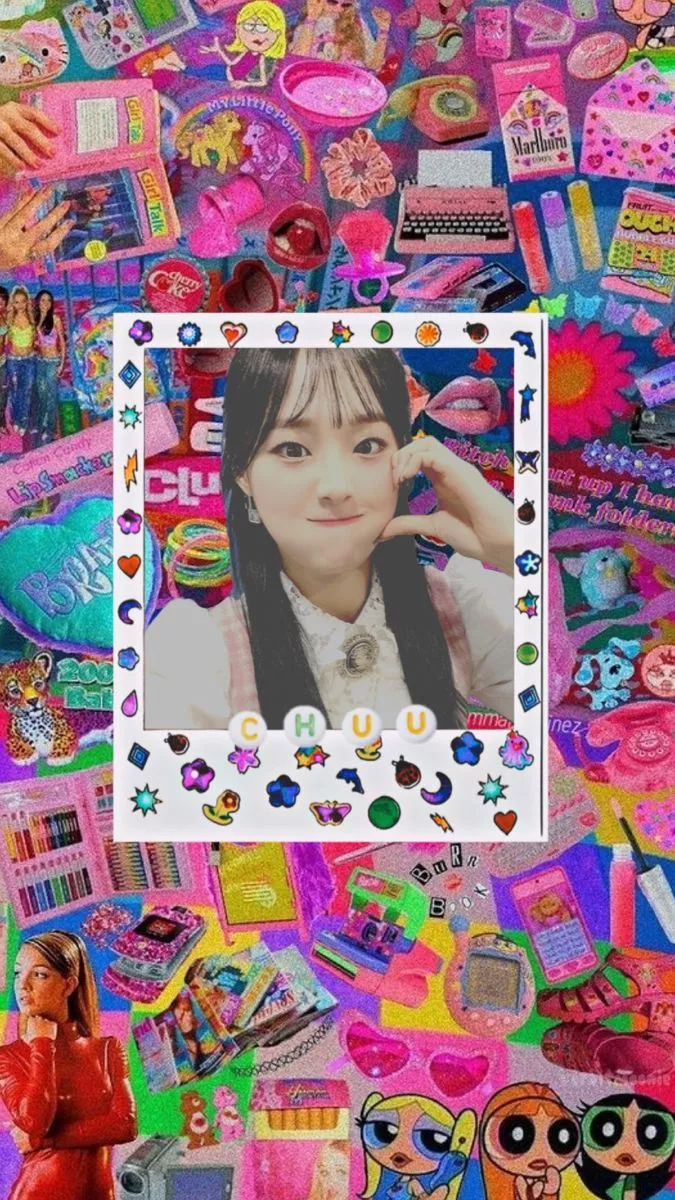 Chuu Loona messy kidcore wallpaper