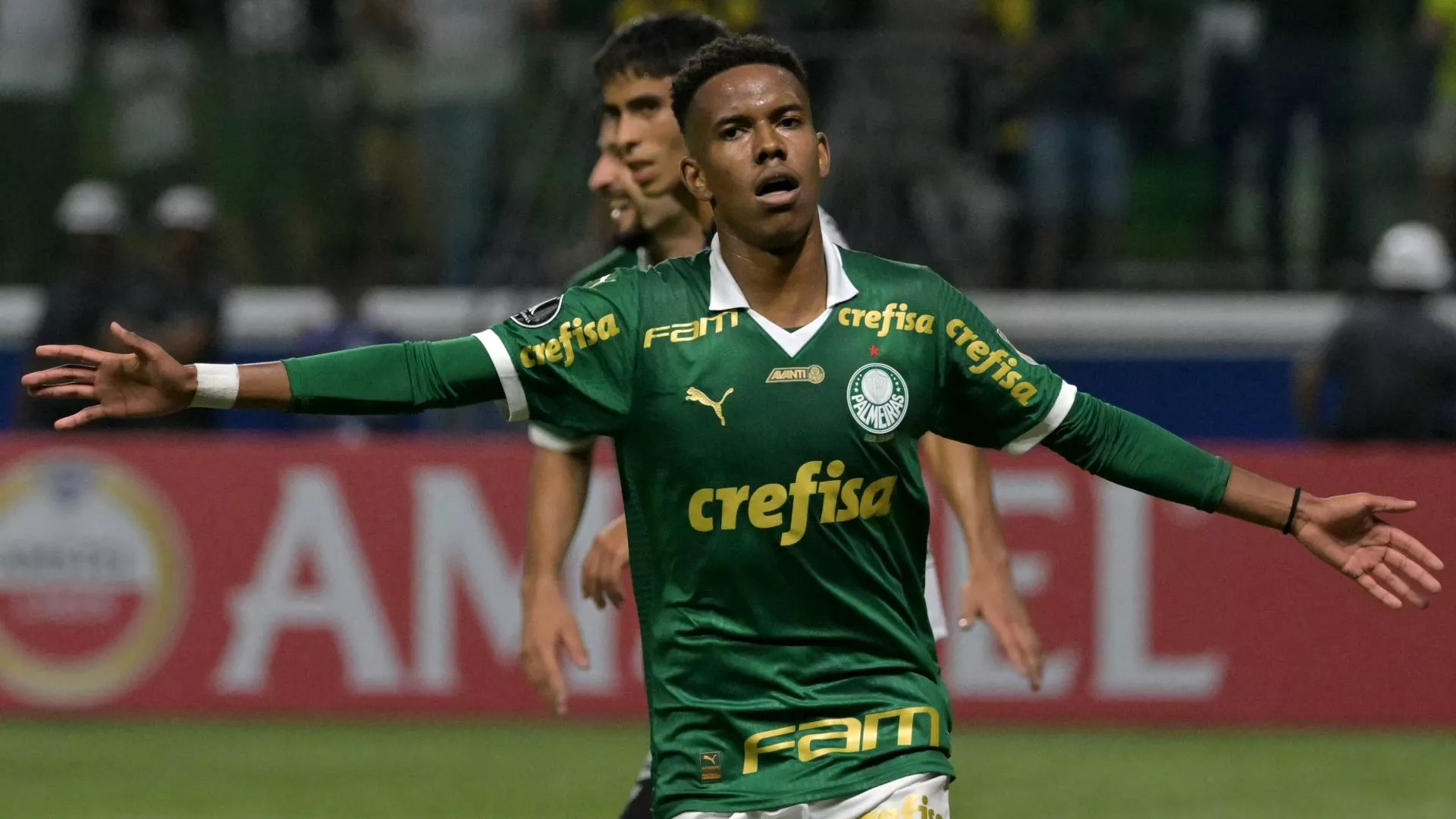 Brazilian Wonderkid Excites Chelsea
