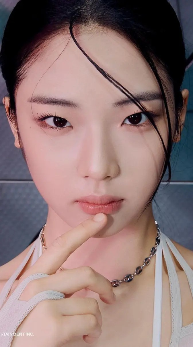 BABYMONSTER RUKA wallpaper