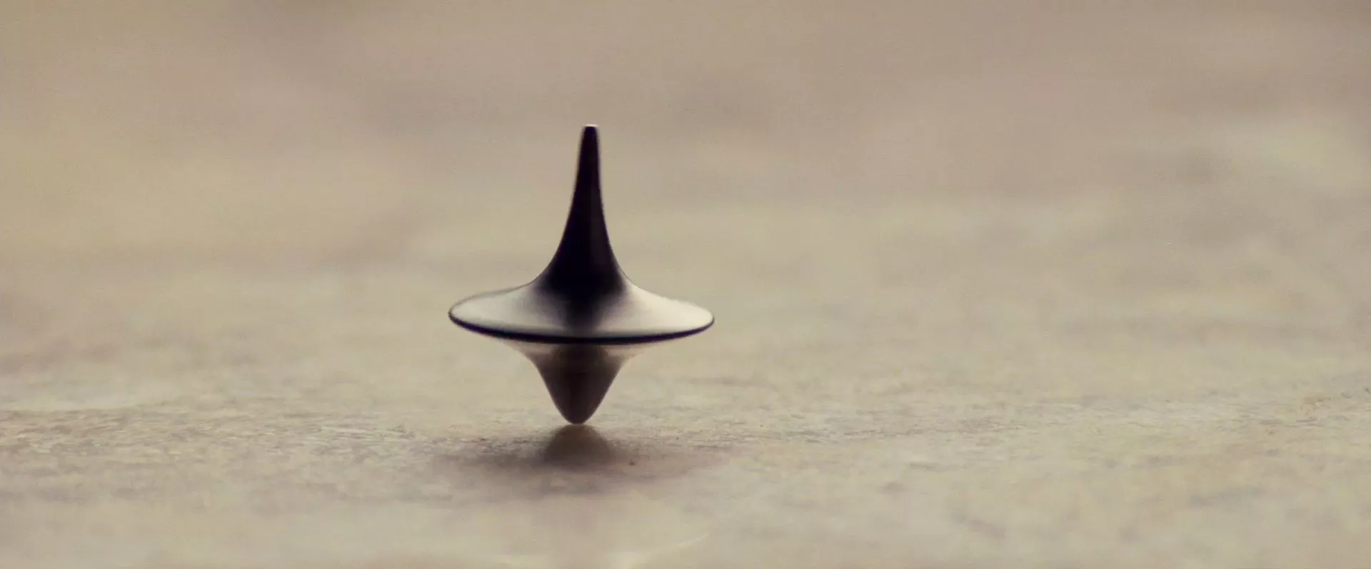 Elegant Spinning Top: An HD Wallpaper