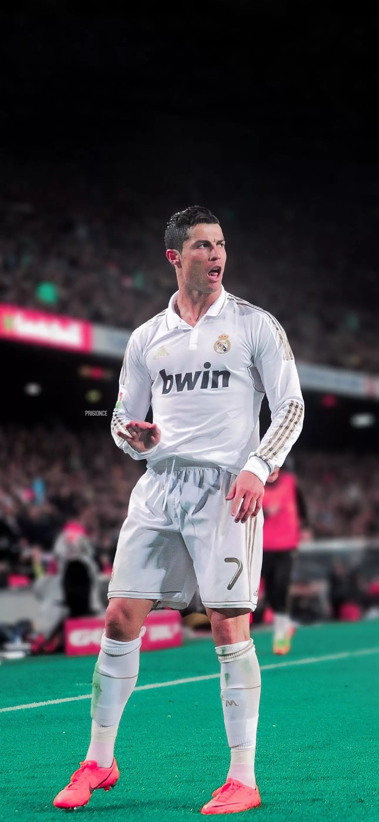 Cristiano Ronaldo with the Calma Calma