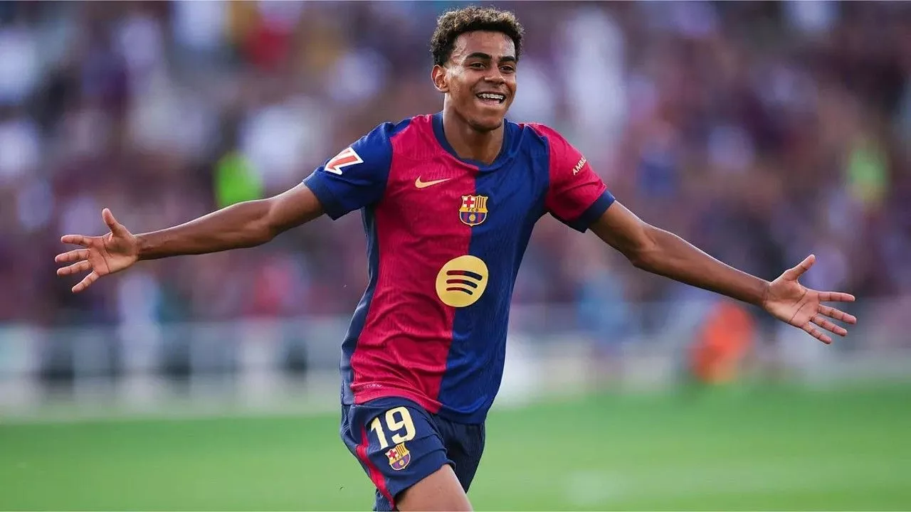 LAMINE YAMAL IS THE BEST WINGER